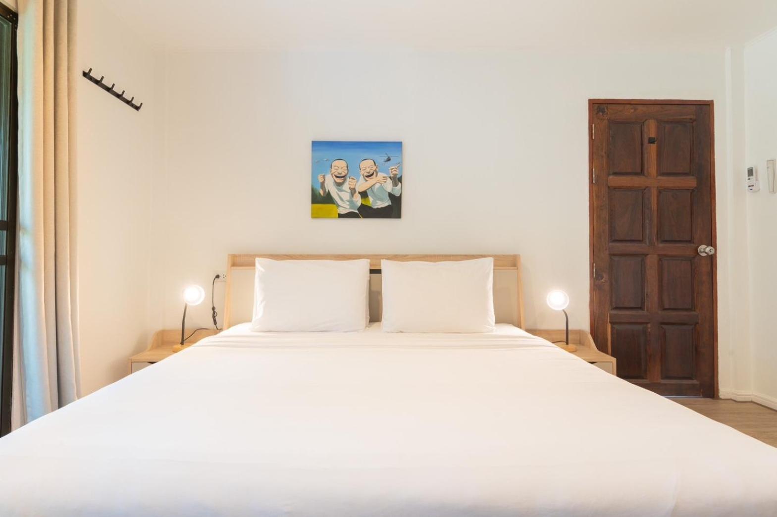 Dolphin Bay Beach Resort Sam Roi Yot Bagian luar foto